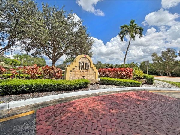 643 Vista Isles Dr , Unit 1821, Sunrise, FL 33325
