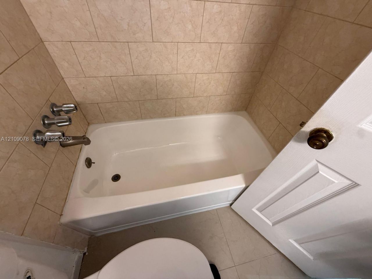 251 172 St , Unit 129, Sunny Isles Beach, FL 33160 Photo