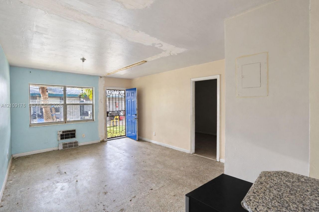 2664 SW 7th St , Fort Lauderdale, FL 33312 Photo