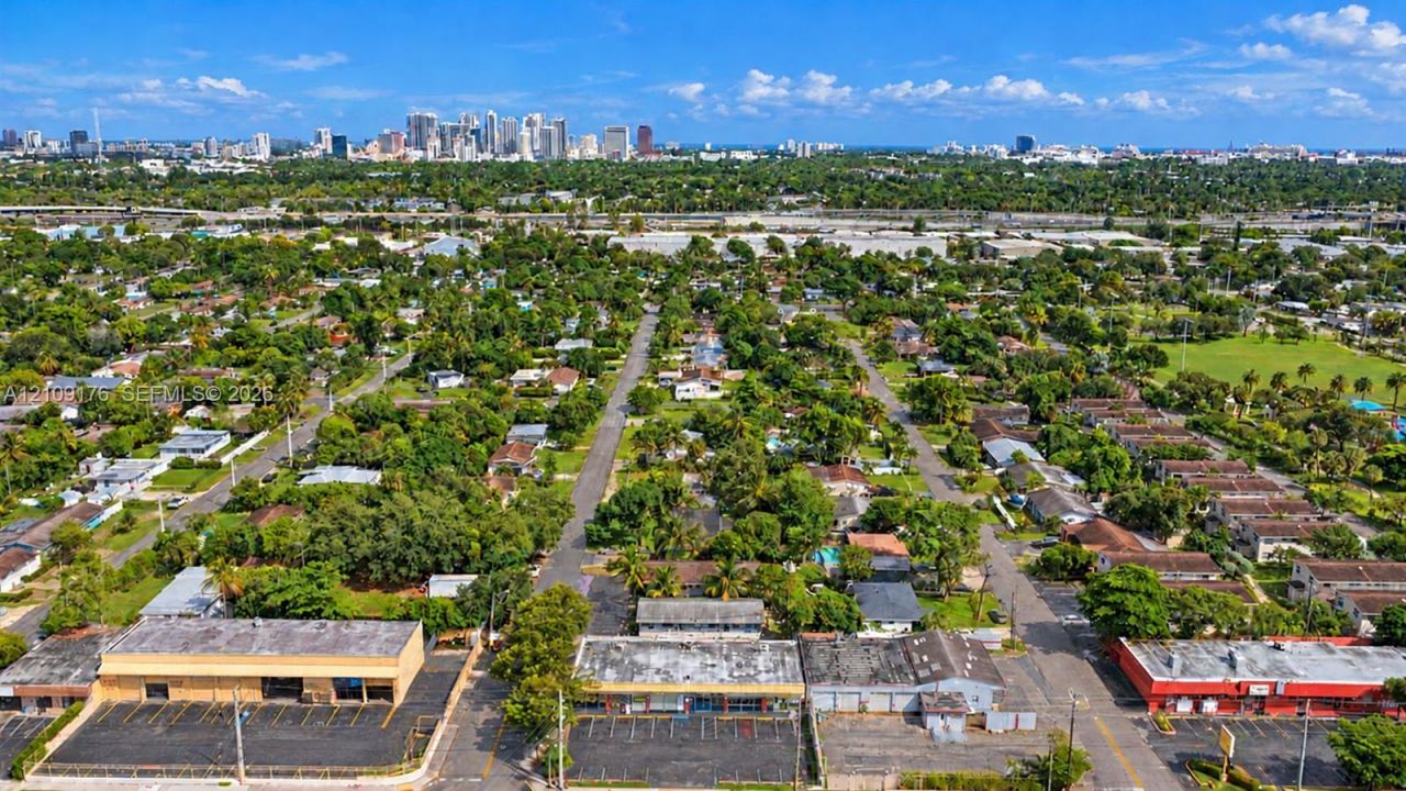 2664 SW 7th St , Fort Lauderdale, FL 33312 Photo