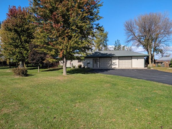 55926 State Highway 19, Winthrop, MN 55396