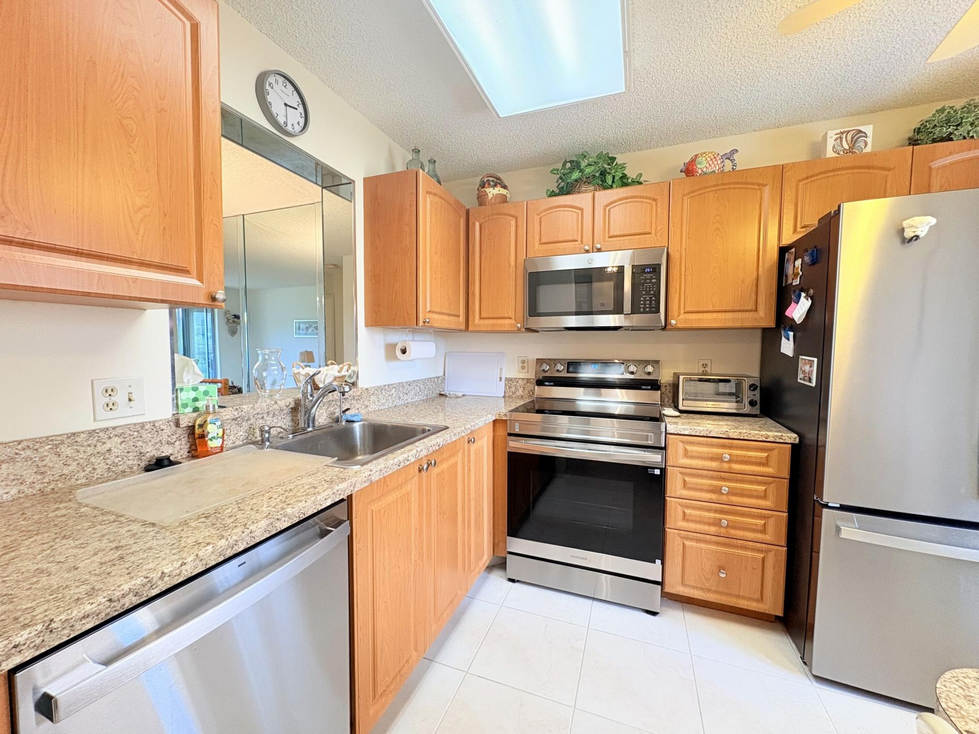 6935 Huntington Lane, Unit 404, Delray Beach, FL 33446 Photo