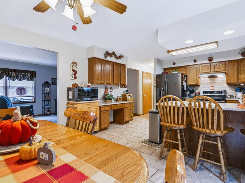 1302 Patricia Lane , Heath, OH 43056 Photo 10