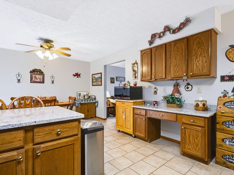 1302 Patricia Lane , Heath, OH 43056 Photo 12
