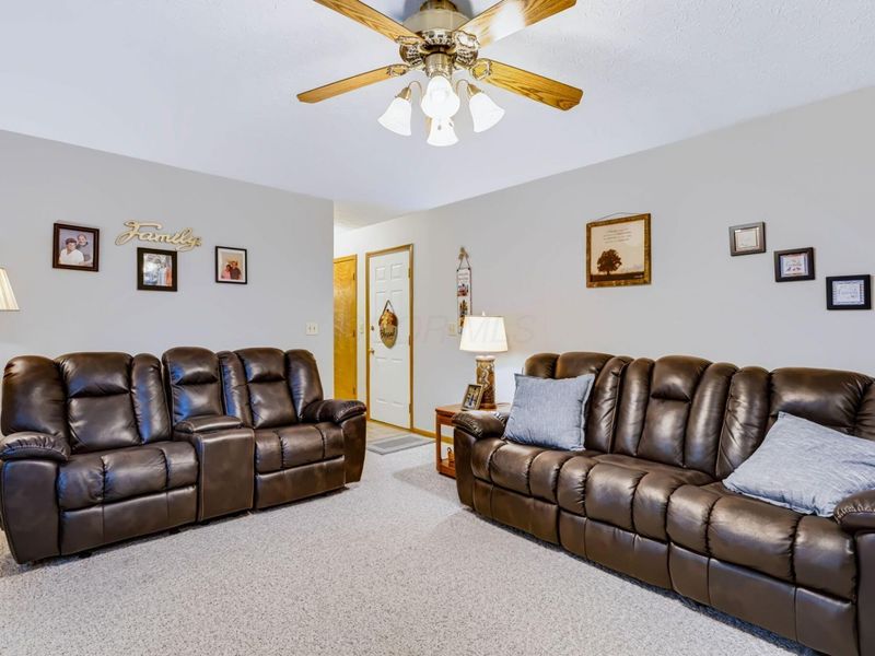 1302 Patricia Lane , Heath, OH 43056 Photo 18