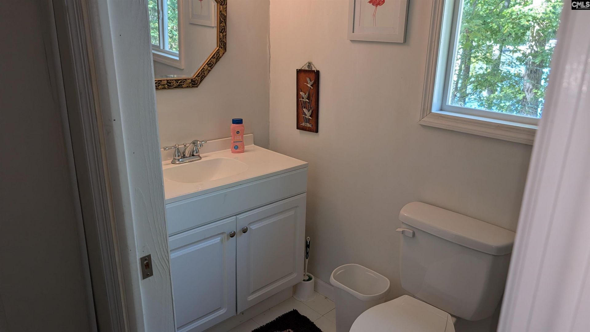 275 Kingfisher Drive  Photo 11