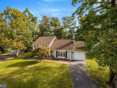 515 WOODLAND COURT NW, VIENNA, VA 22180