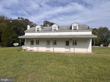 123 APT 5 E BROADDUS AVENUE , Unit 5, BOWLING GREEN, VA 22427