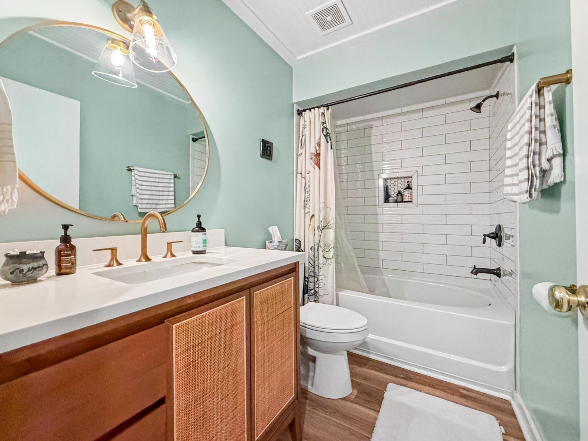 127 River Breeze Drive Photo 8