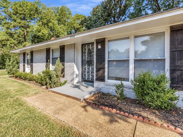 1950 VICTORIA AVE, Memphis, TN 38116