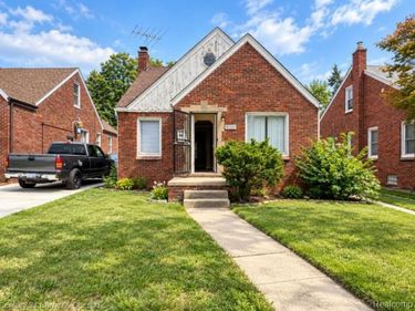 18500 Freeland Street , Detroit, Mi 48235