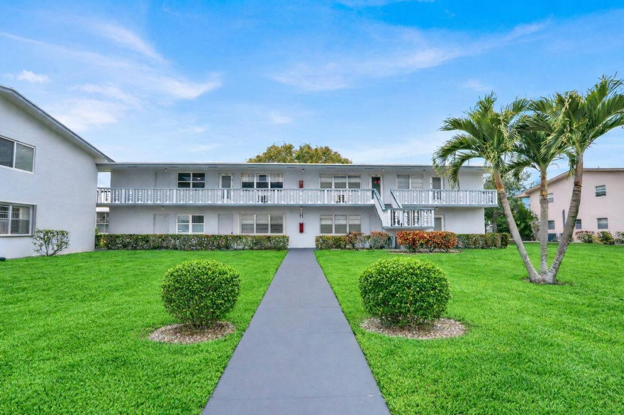 184 Norwich H, Unit 184, West Palm Beach, FL 33417 Photo