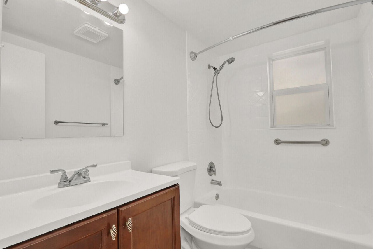 184 Norwich H, Unit 184, West Palm Beach, FL 33417 Photo