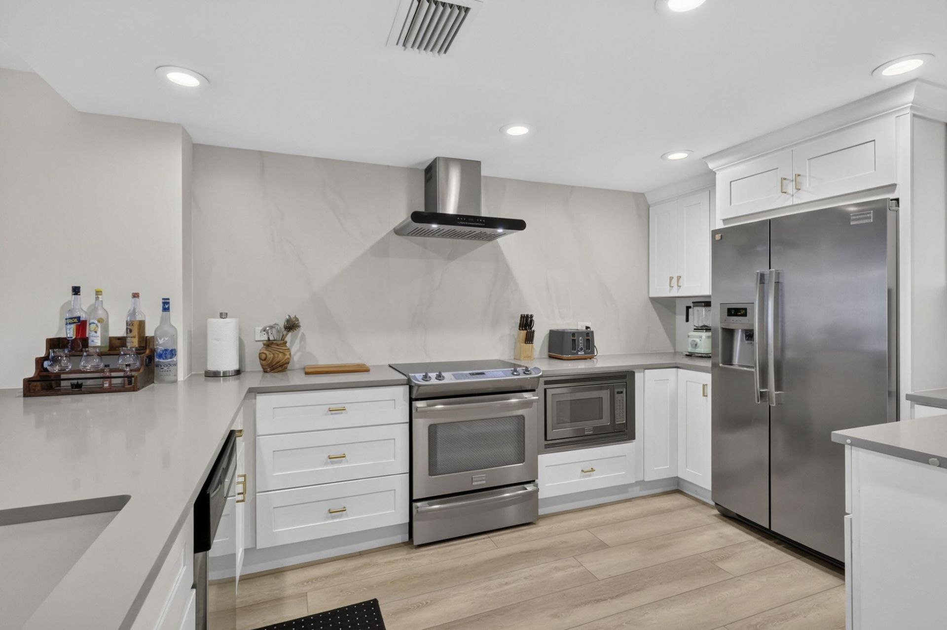 145 S Ocean, Unit 719, Palm Beach Shores, FL 33404 Photo