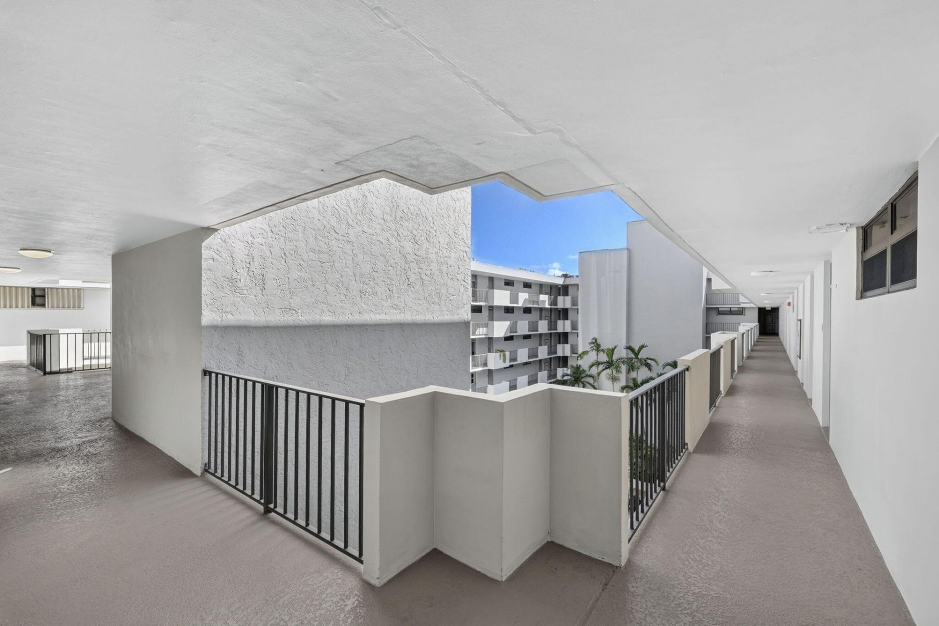 145 S Ocean, Unit 719, Palm Beach Shores, FL 33404 Photo