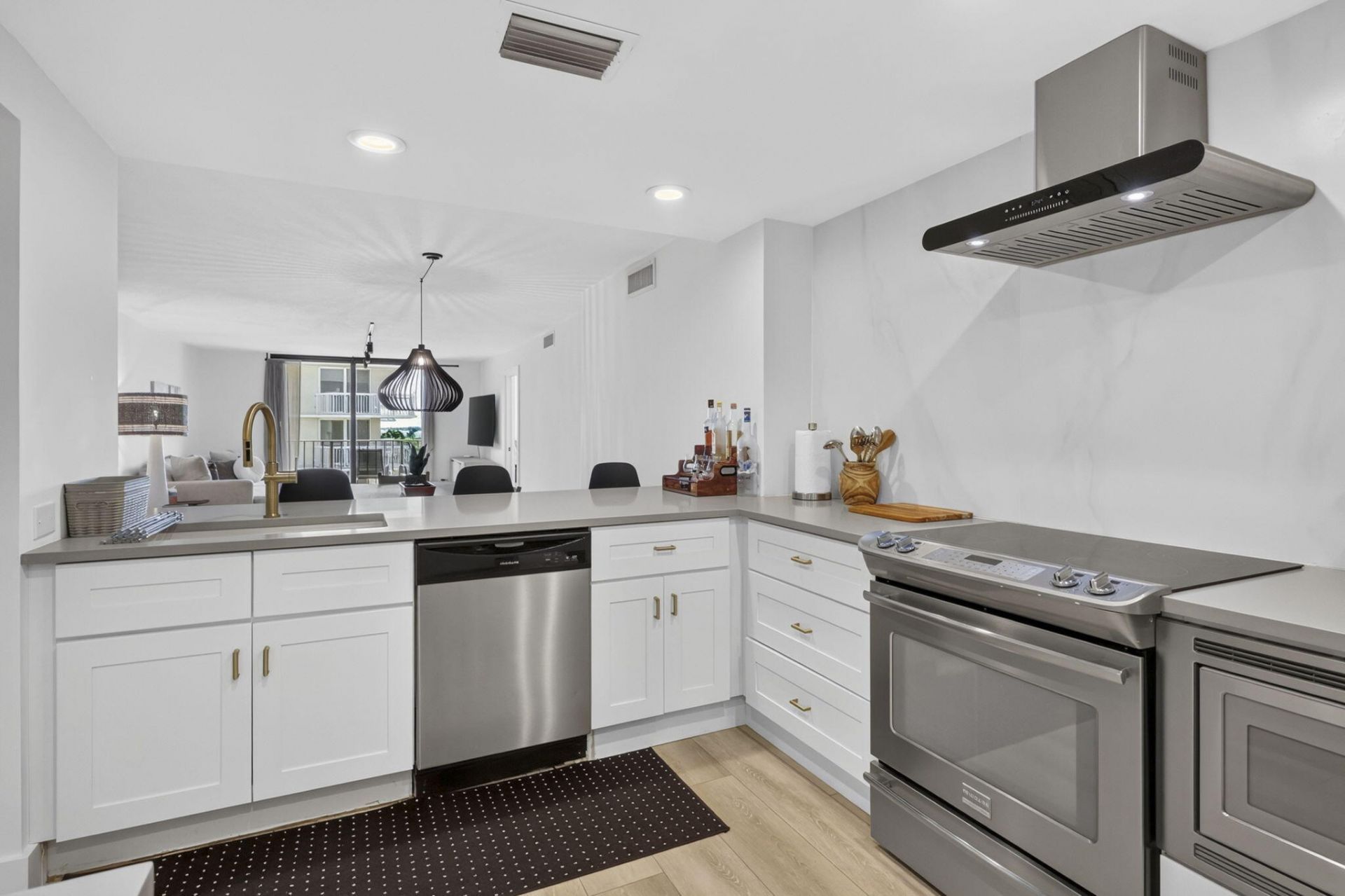 145 S Ocean, Unit 719, Palm Beach Shores, FL 33404 Photo