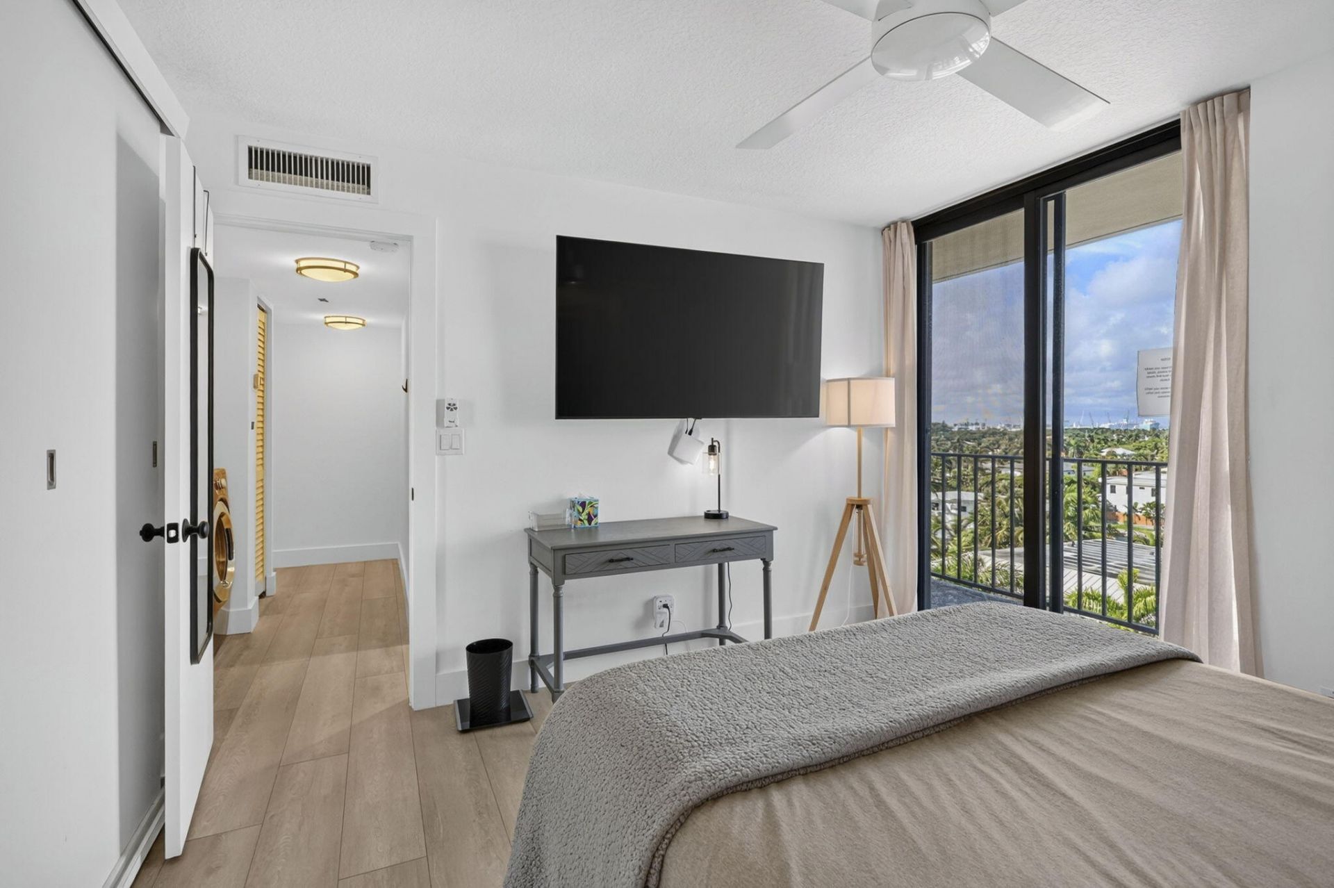 145 S Ocean, Unit 719, Palm Beach Shores, FL 33404 Photo
