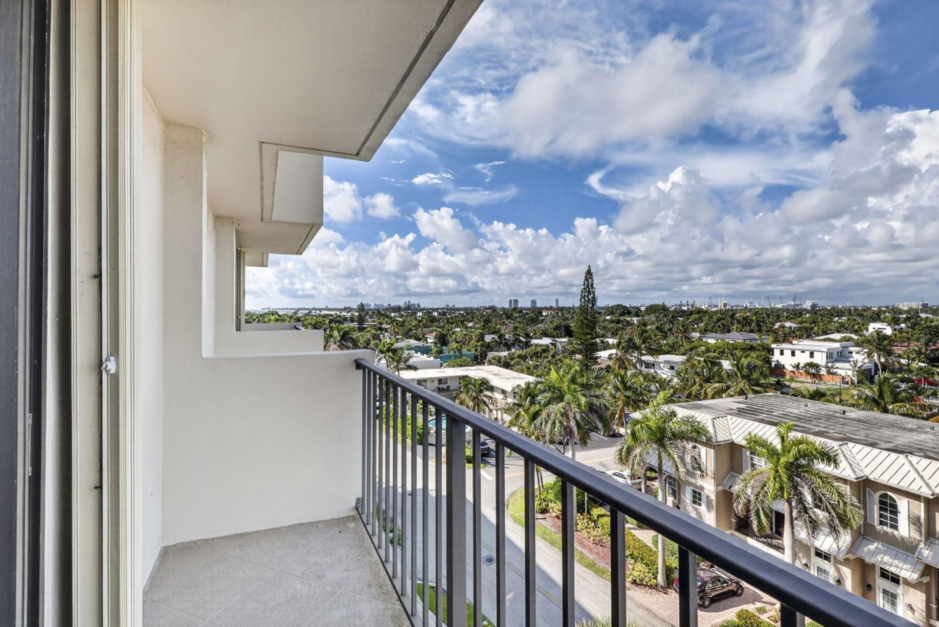 145 S Ocean, Unit 719, Palm Beach Shores, FL 33404 Photo
