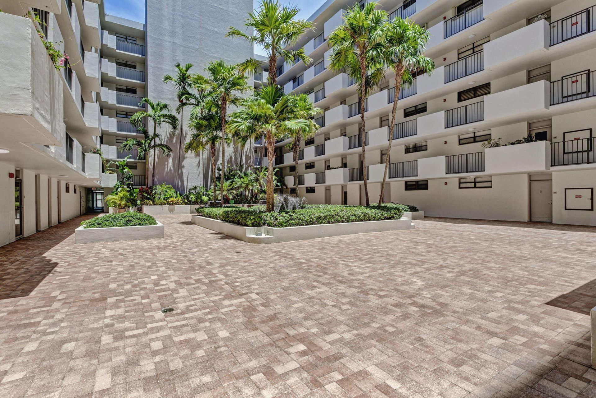 145 S Ocean, Unit 719, Palm Beach Shores, FL 33404 Photo