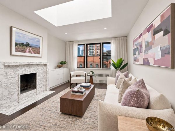 250 W 15th Street, Unit 6G, New York (Manhattan), NY 10011