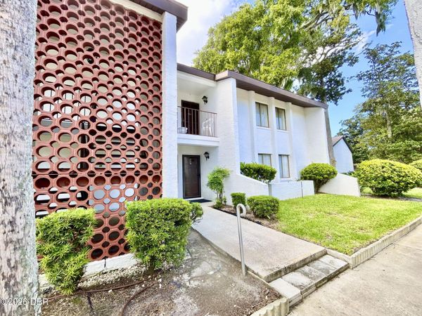 1 Tomoka Oaks Boulevard, Unit 120, Ormond Beach, FL 32174