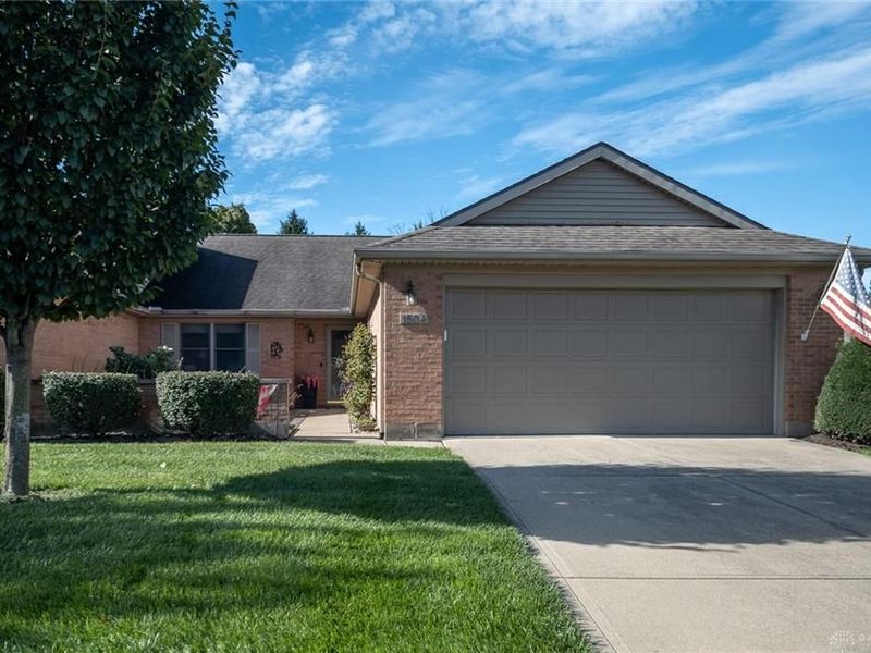1504 Dee Anne Drive, Xenia, OH 45385 Photo 1