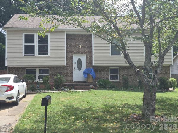 4816 Harri Ann Drive , Charlotte, NC 28227
