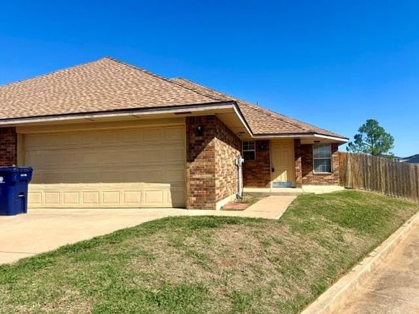 12302 SW 2nd Street, Yukon, OK 73099