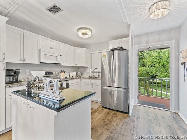 2600 SE Ocean Boulevard , Unit FF14, Stuart, FL 34996