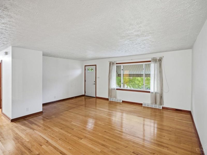 712 Orchard Street, Middletown, OH 45044 Photo 4