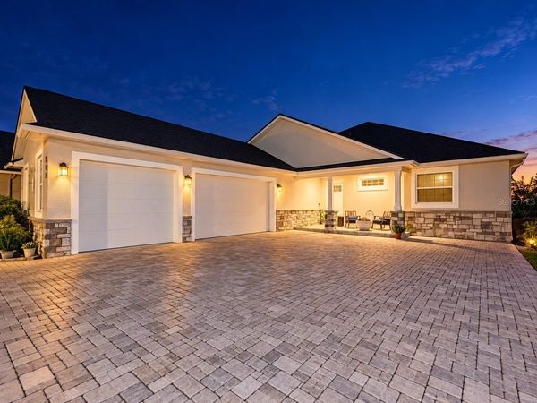 915 HART LAKE COURT , WINTER HAVEN, FL 33884