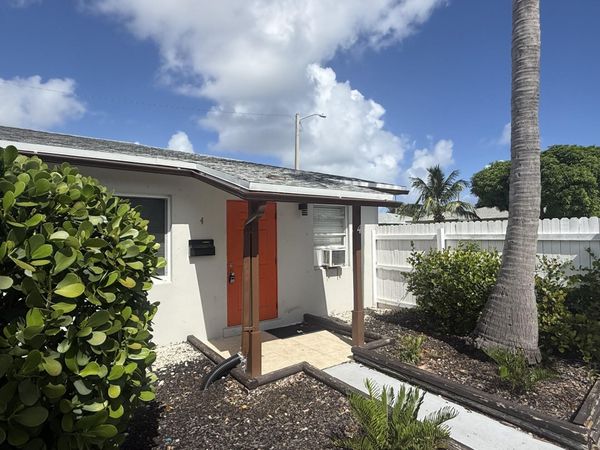 1415 N J Street, Unit 4, Lake Worth Beach, FL 33460
