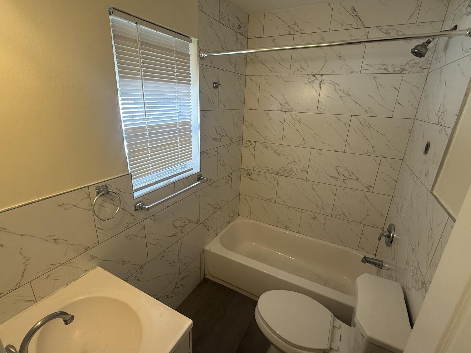 1415 N J Street, Unit 4, Lake Worth Beach, FL 33460 Photo
