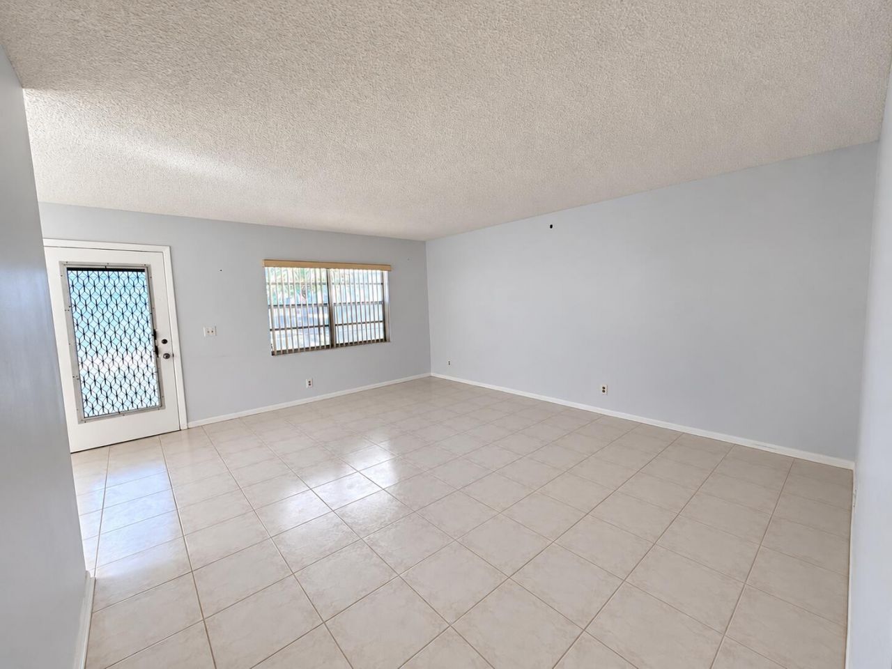 323 Flanders G Drive, Delray Beach, FL 33484 Photo