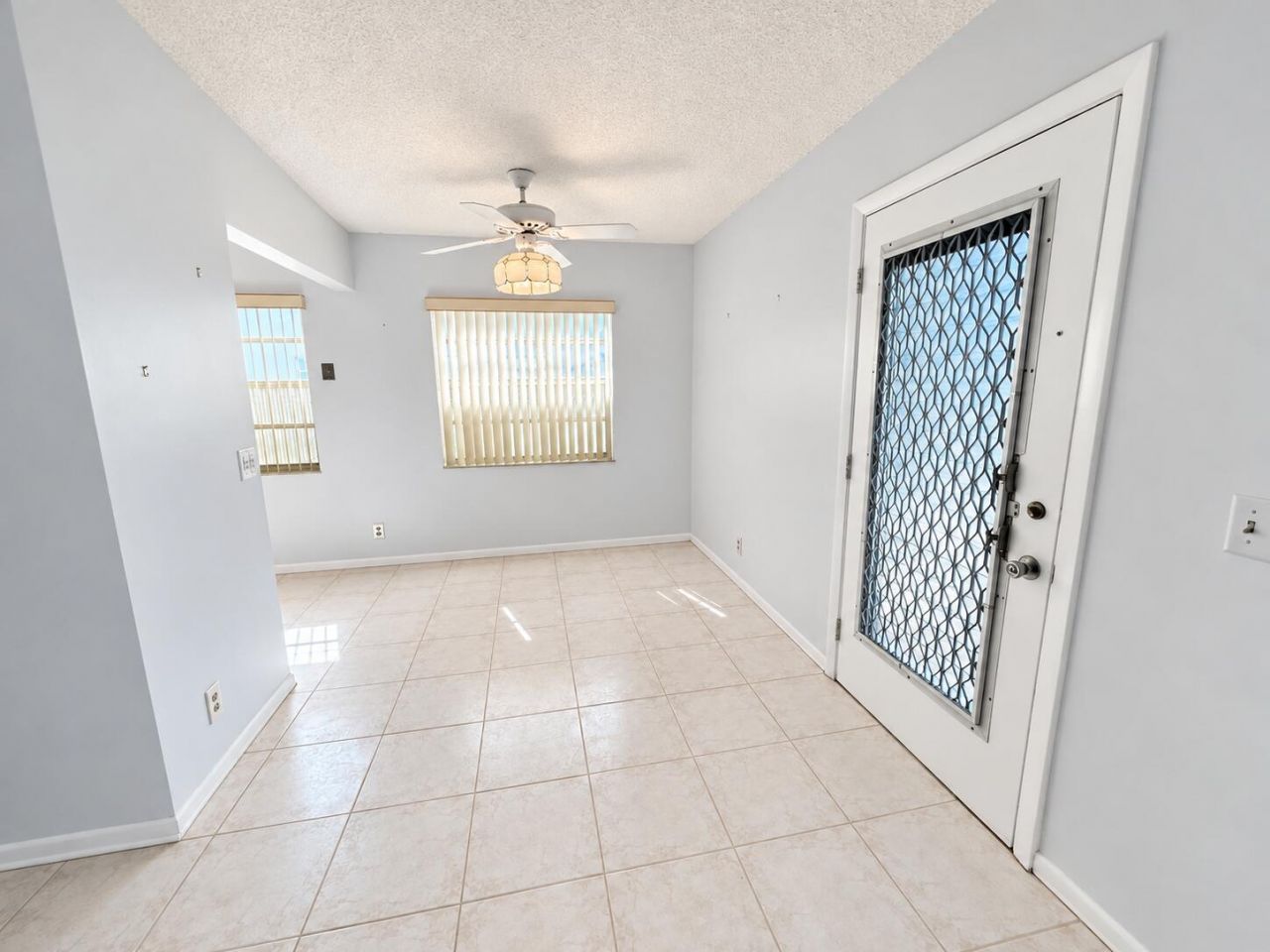 323 Flanders G Drive, Delray Beach, FL 33484 Photo