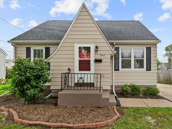 342 W 29th Street , Davenport, IA 52803
