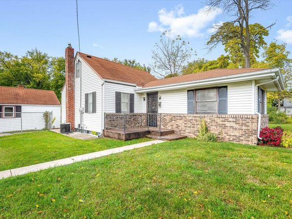 203 S Springfield Avenue, ROCKFORD, IL 61102