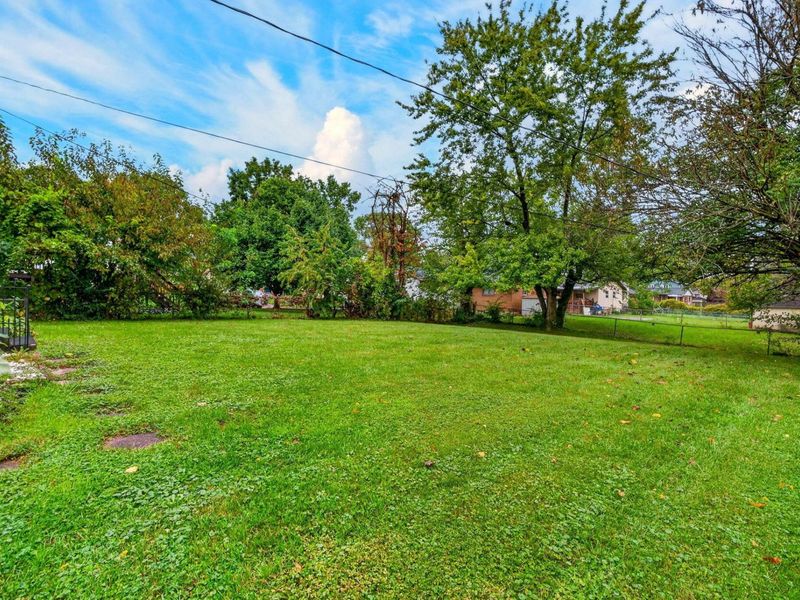 1392 E Mithoff Street, Columbus, OH 43206 Photo 26