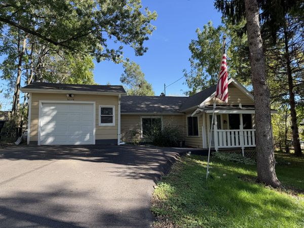 N1168 Rosewood Dr, Bloomfield, WI 53128
