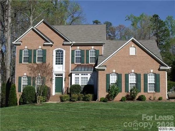 1045 Muirfield Drive, Mooresville, NC 28115