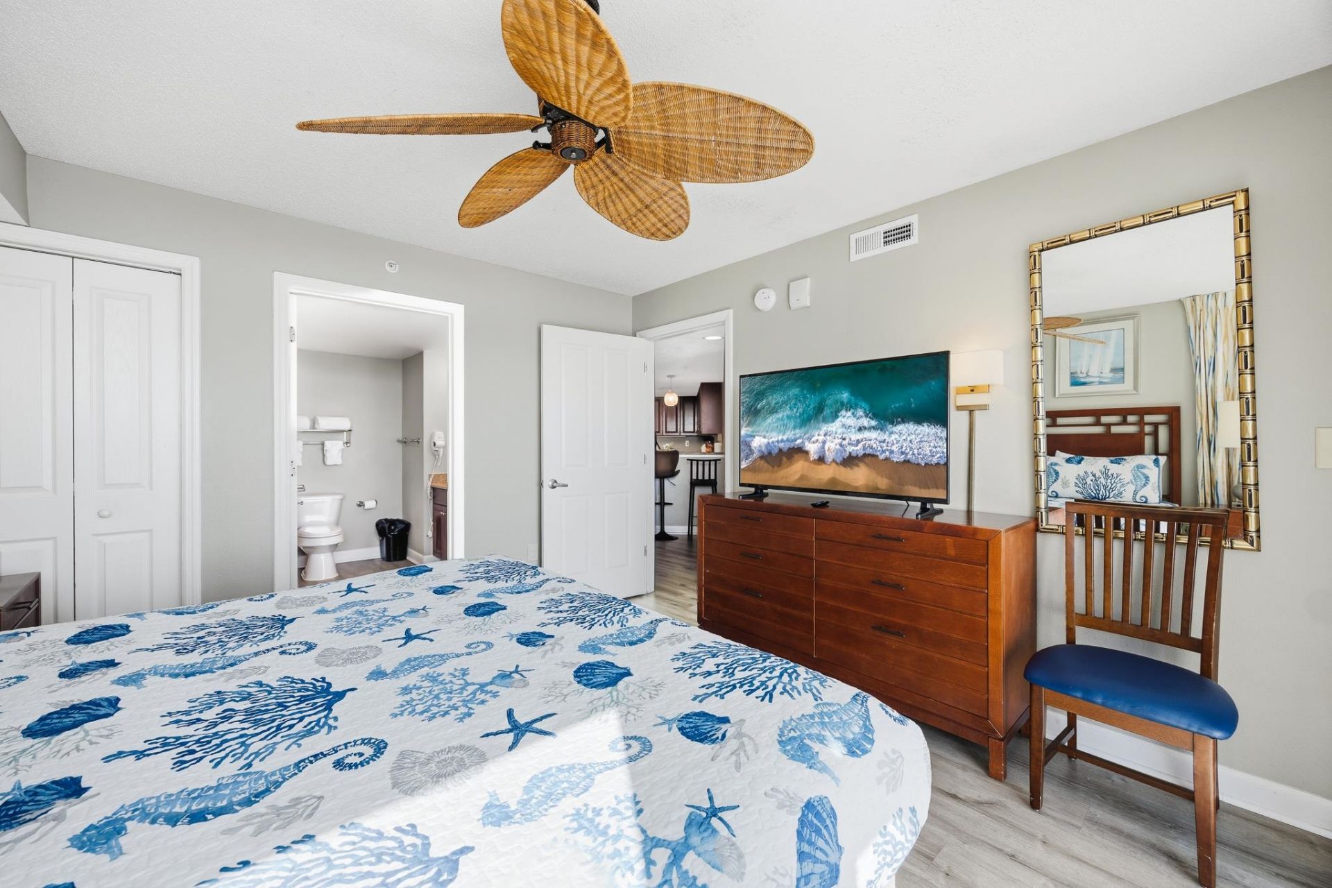 5200 N Ocean Blvd.  Photo 14