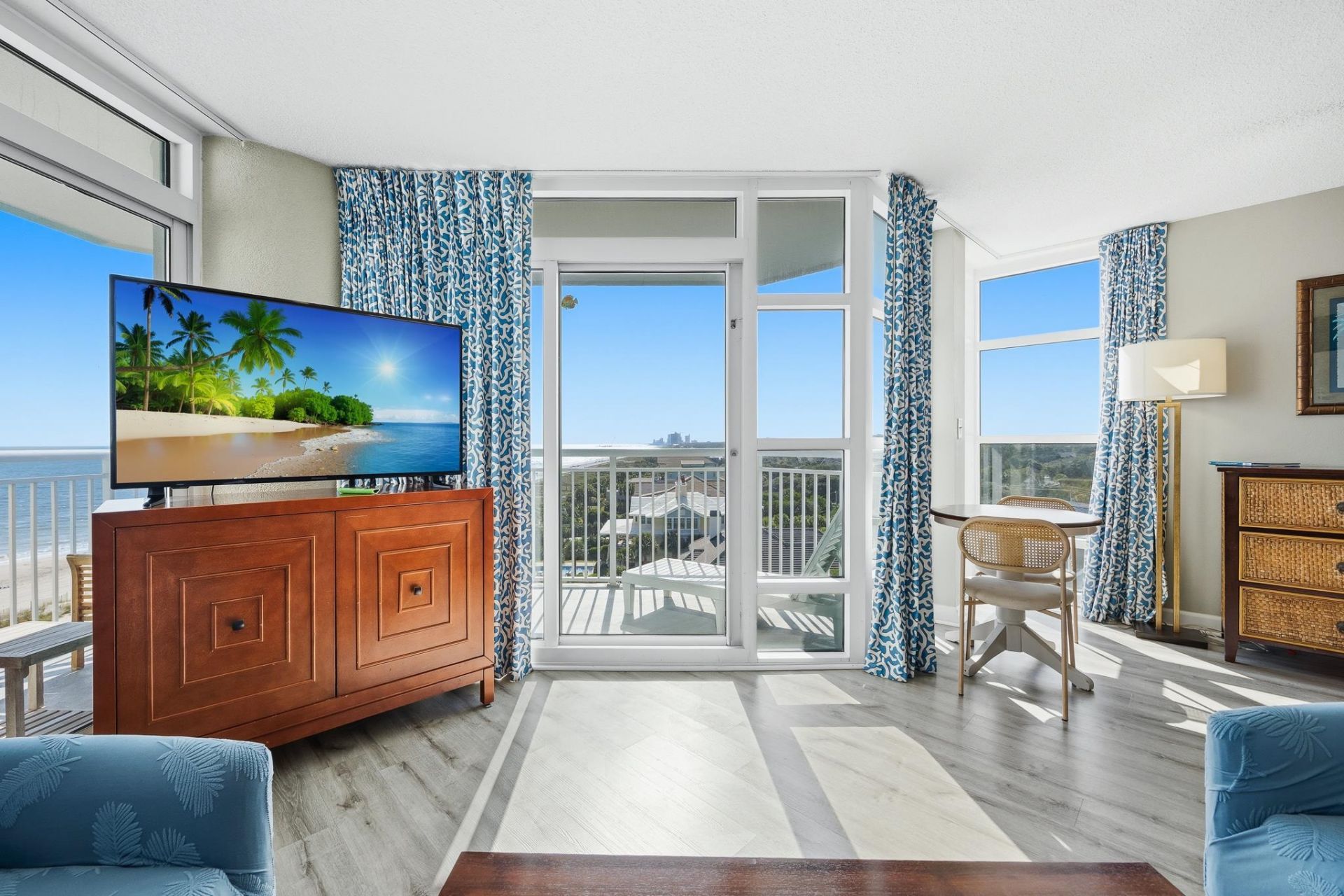 5200 N Ocean Blvd.  Photo 5