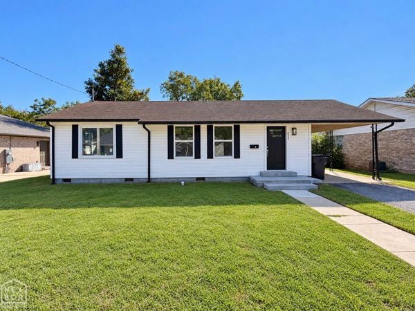 624 W Thompson, Paragould, AR 72450