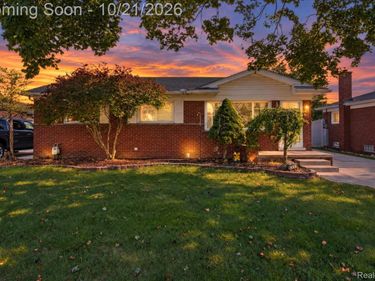 2977 Norwood Drive, Trenton, Mi 48183
