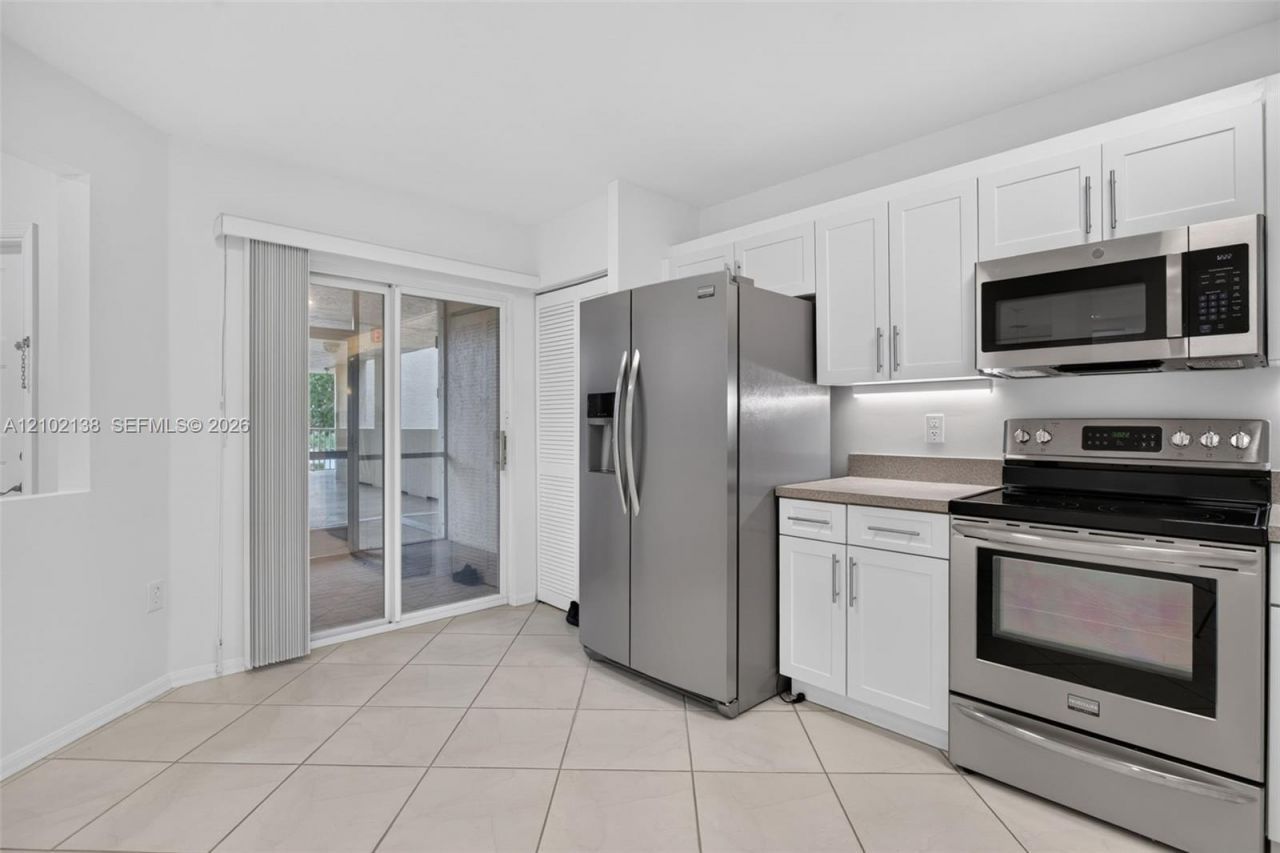 9539 S Weldon Cir , Unit F308, Tamarac, FL 33321 Photo