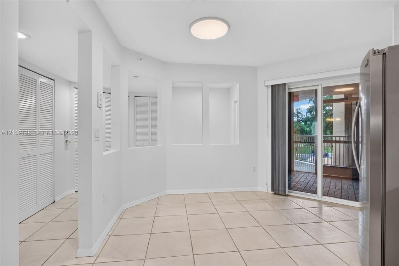 9539 S Weldon Cir , Unit F308, Tamarac, FL 33321 Photo