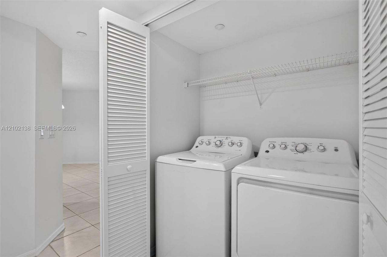 9539 S Weldon Cir , Unit F308, Tamarac, FL 33321 Photo