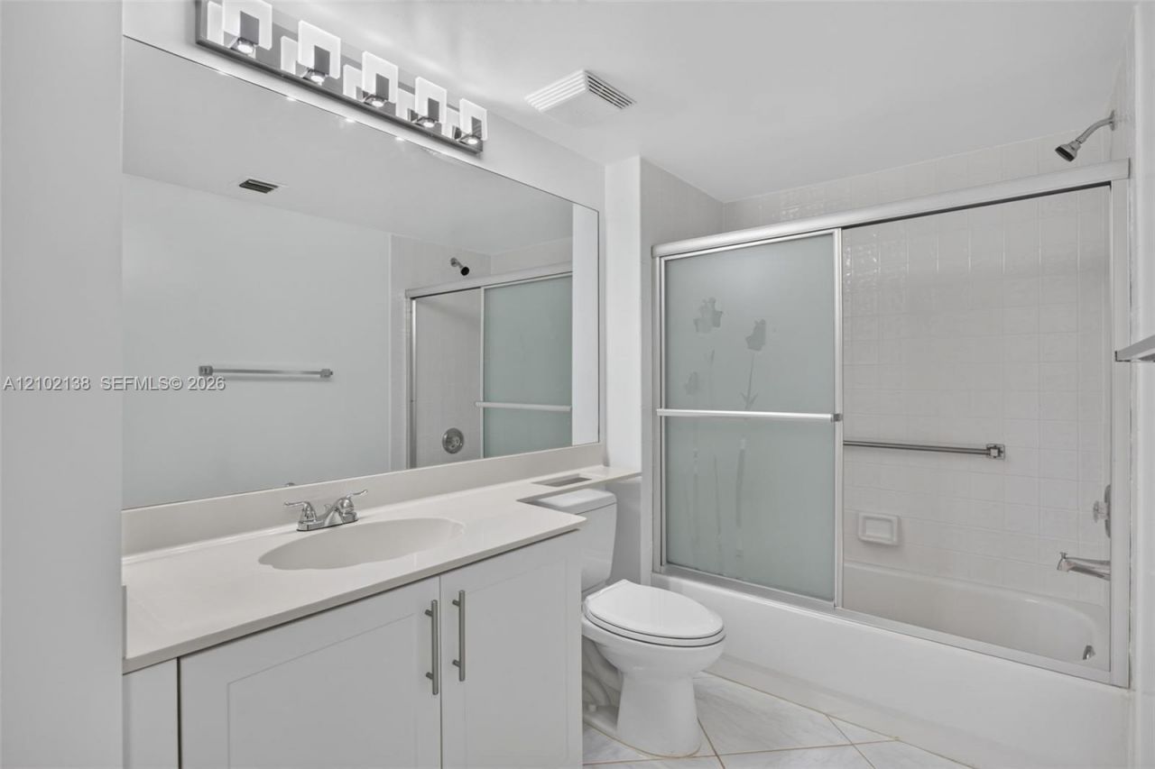 9539 S Weldon Cir , Unit F308, Tamarac, FL 33321 Photo