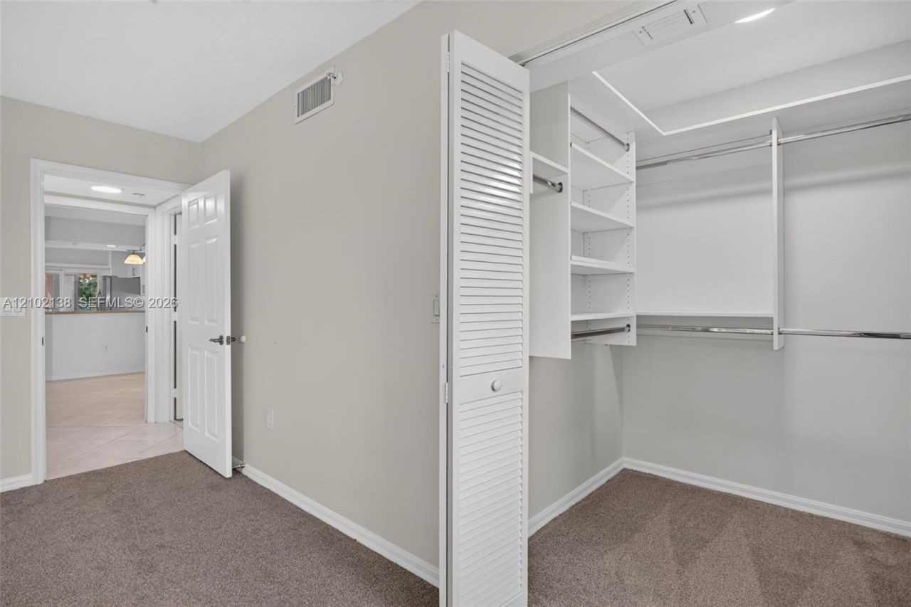 9539 S Weldon Cir , Unit F308, Tamarac, FL 33321 Photo