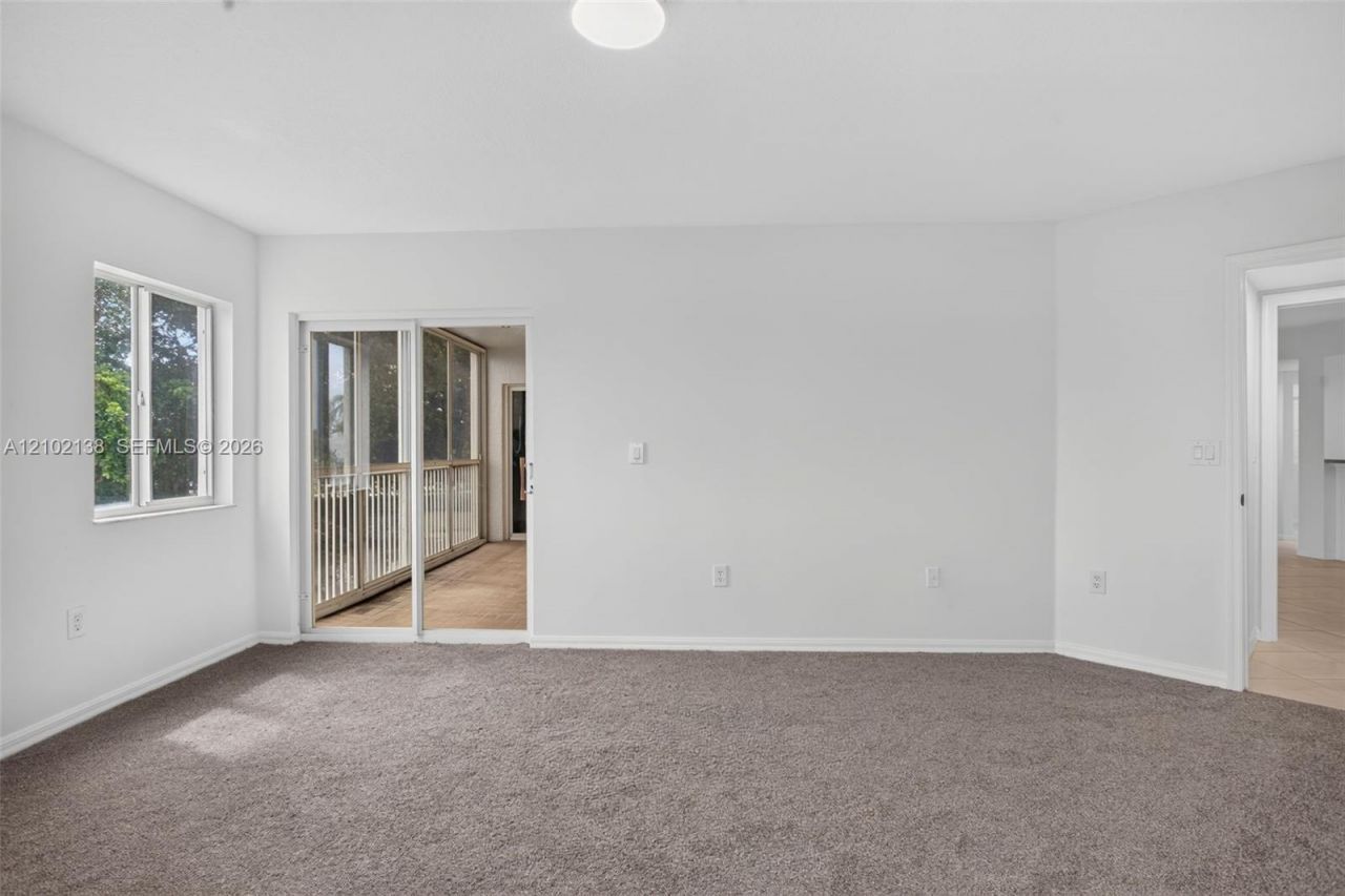 9539 S Weldon Cir , Unit F308, Tamarac, FL 33321 Photo